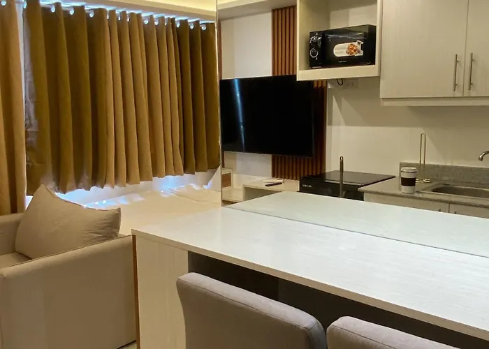 Near Ayala-charming With Balcony&great View * Cebu