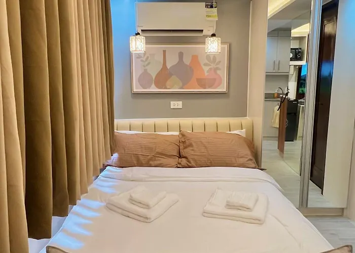 Near Ayala-charming With Balcony&great View Appartement *