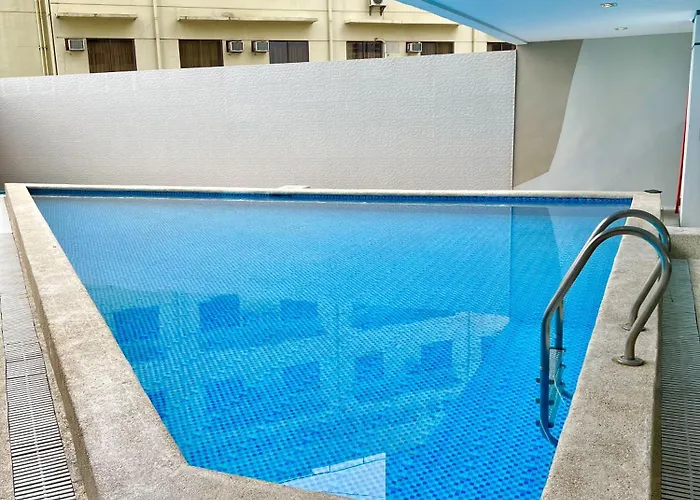 Near Ayala-charming With Balcony&great View *